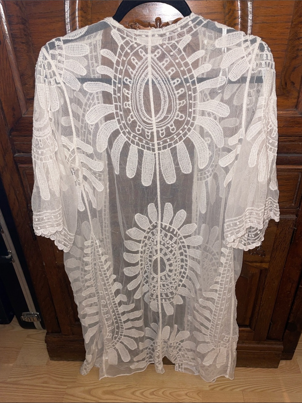 Rebellion Long Sheer Lace Kimono, size medium - Picture 5 of 7